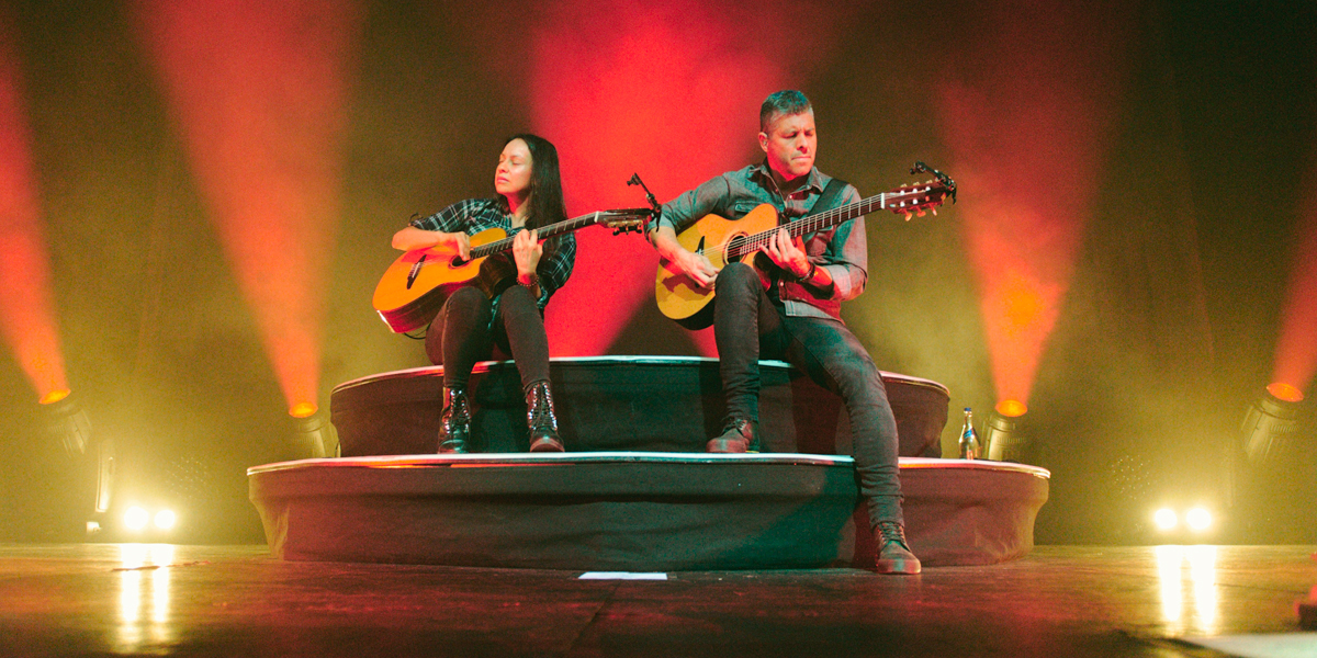 Rodrigo y Gabriela live in The Olympia Theatre, Dublin